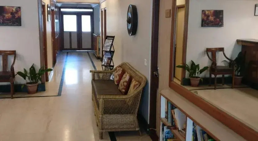 The Eee Cee Hotel