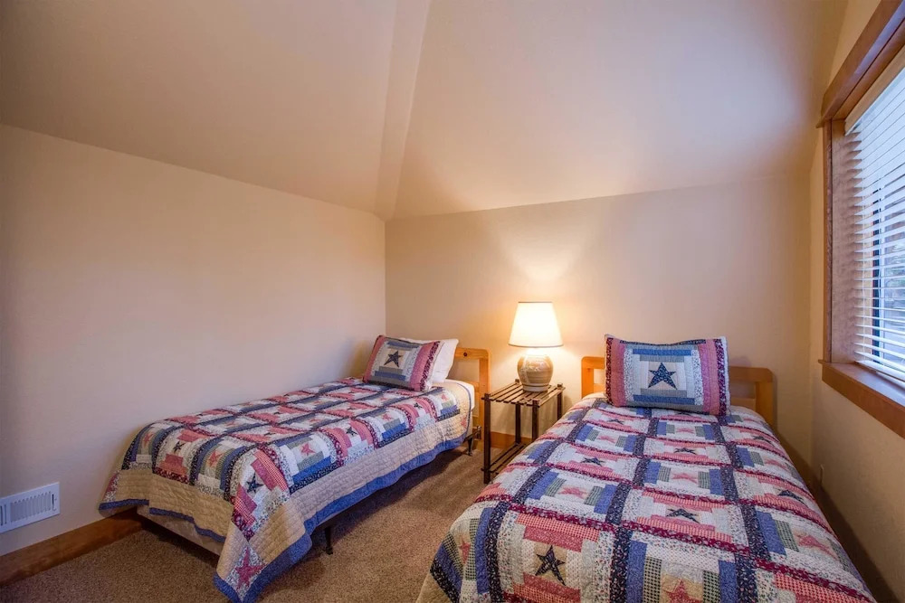 Tan Oak 38