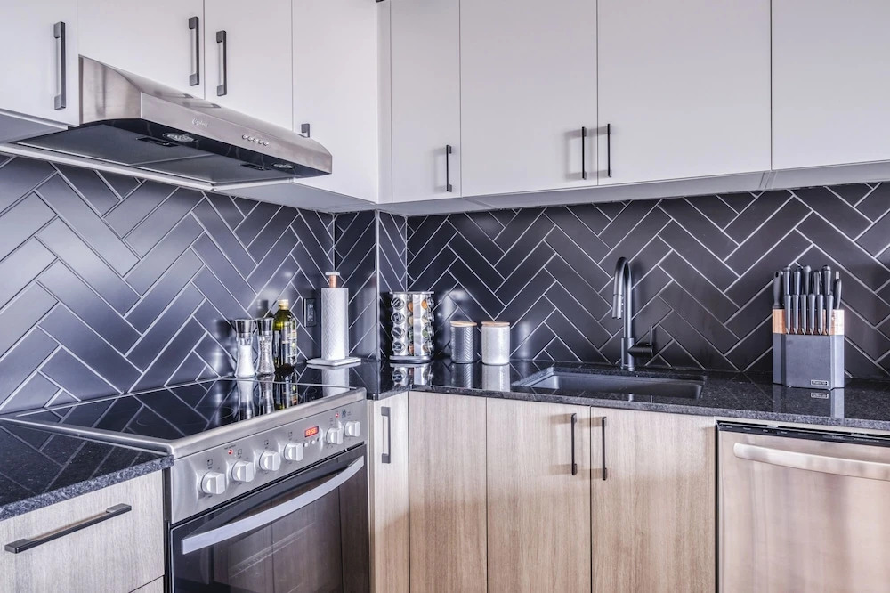 Appartement Luxe | Incredible Sunset View - Pool - Parking - Near Old Québec