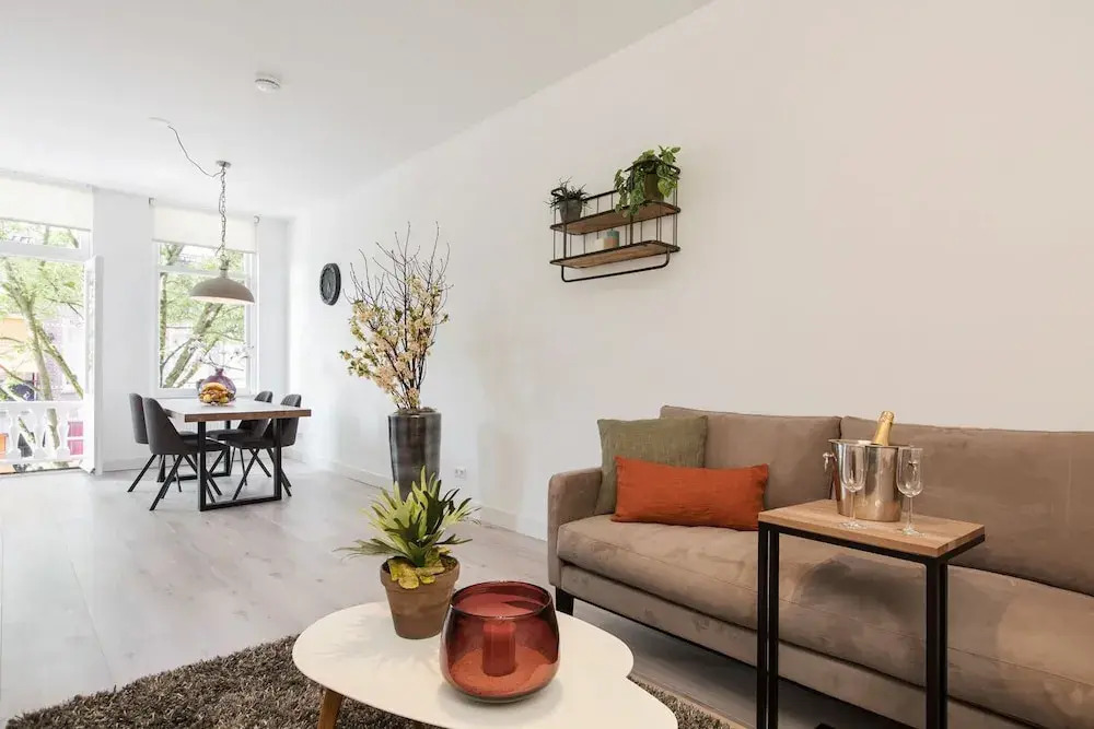 Windmill Apartment