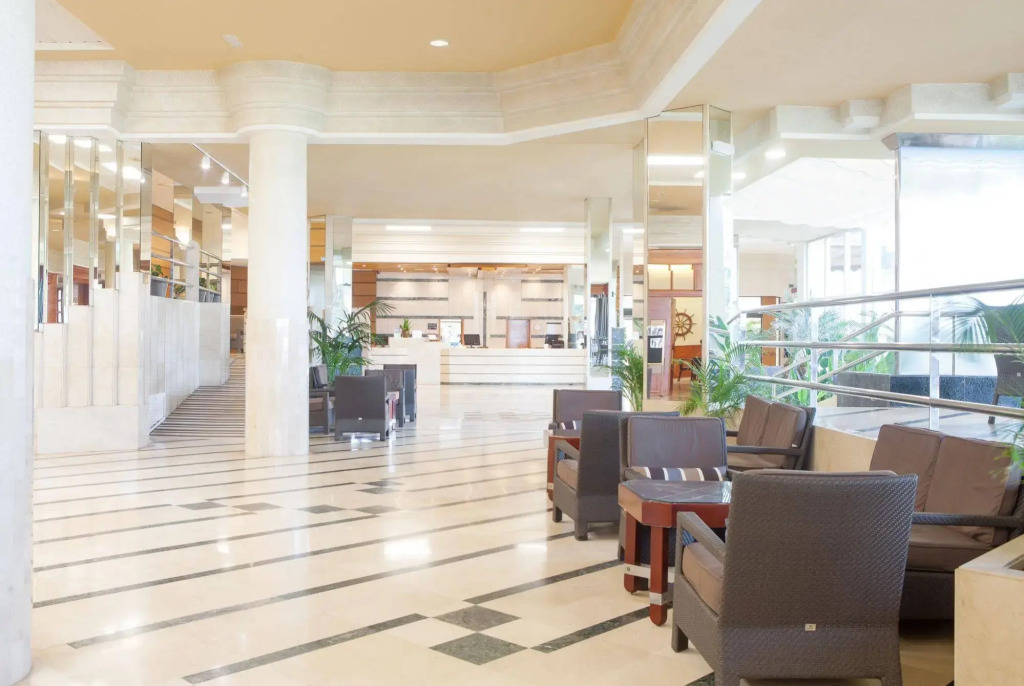 Hotel Puerto Bahía & Spa