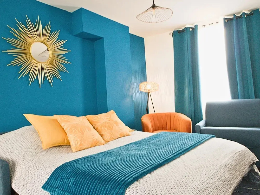 Studio en plein centre de Saint-Omer - à 5 min de la gare, parking privé gratuit