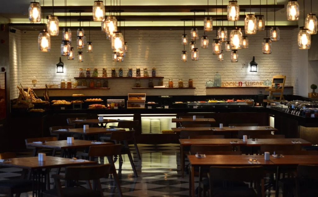 Luminor Hotel Jemursari By WH with The Best Breakfast in Town and Located Near Surabaya Industrial Estate Rungkut SIER