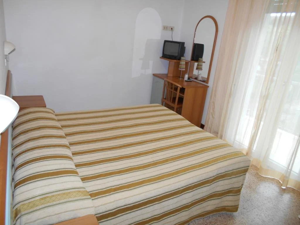 Hotel Sayonara