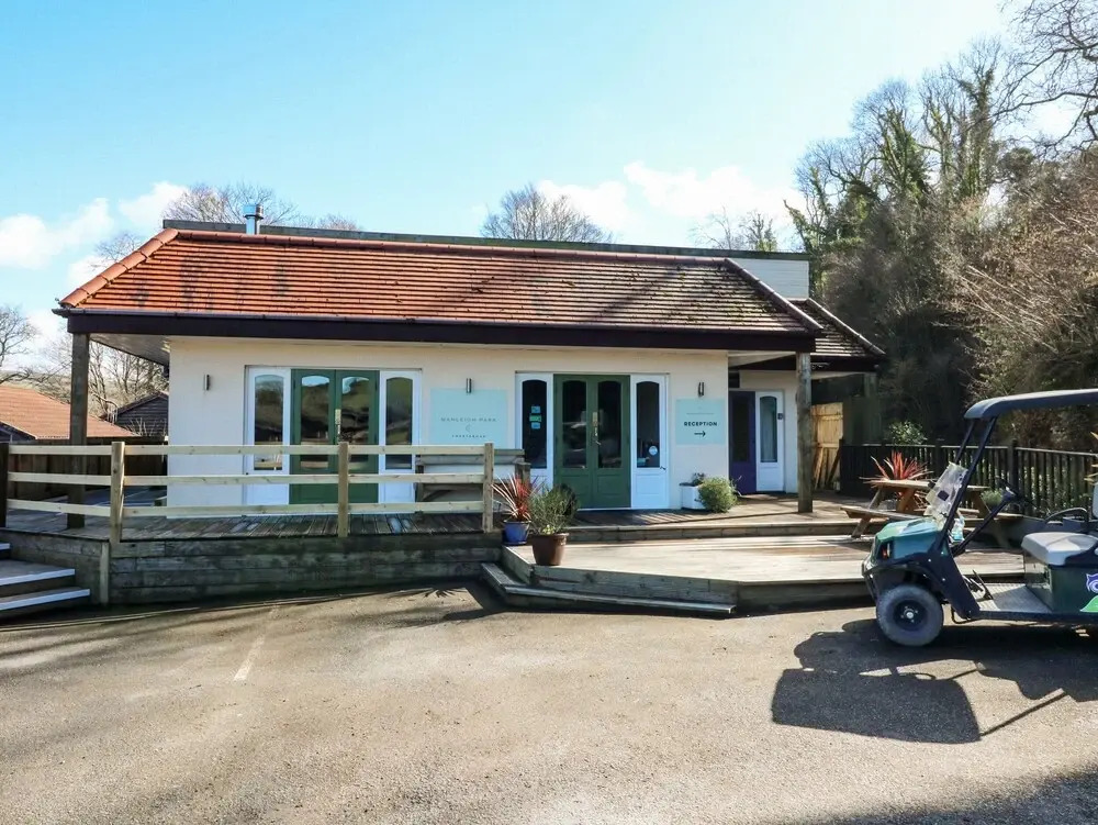 Larchwood Lodge Manleigh Park