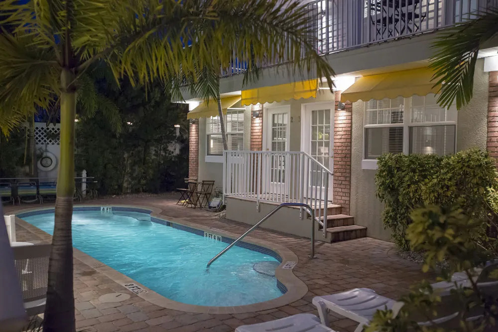 Coconut Inn