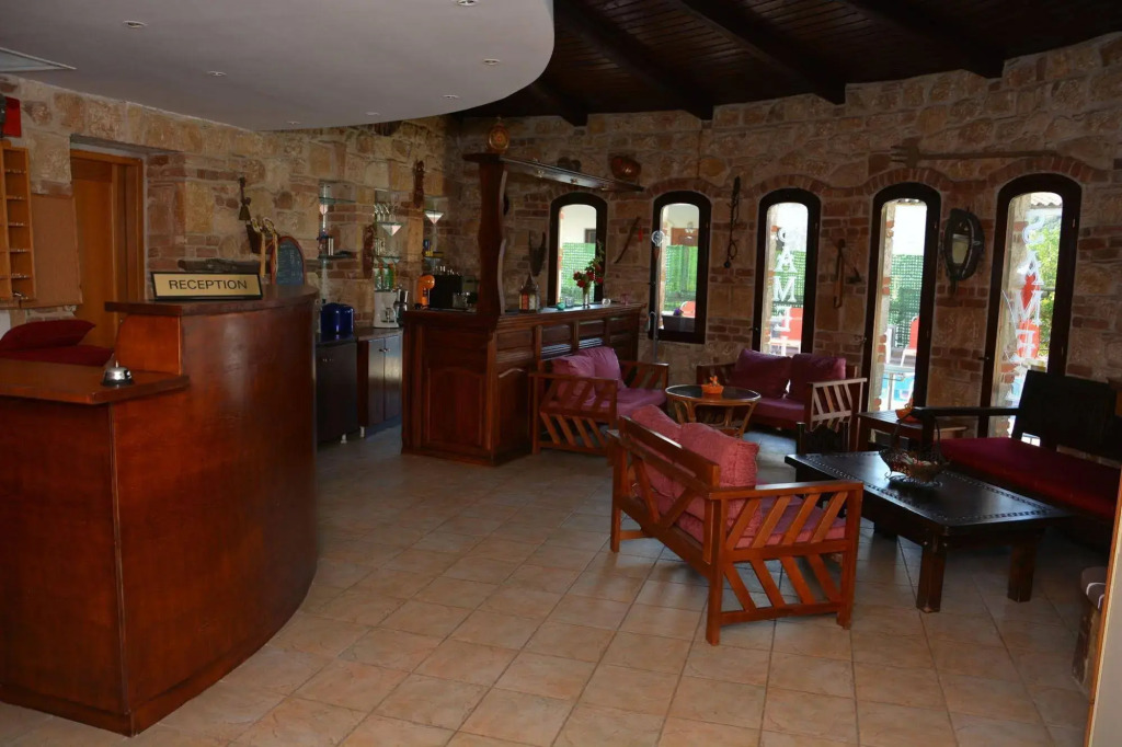 Samel Hotel