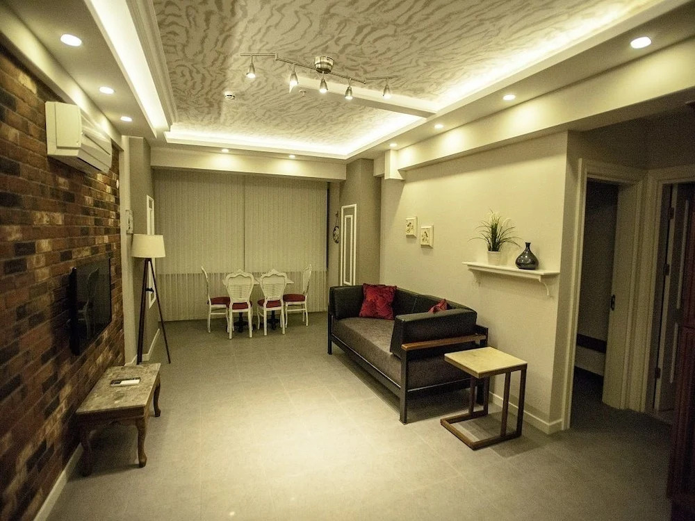 Lion Park Suites & Residence Hotel