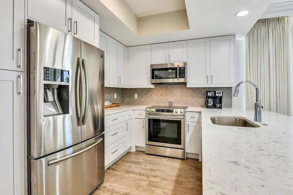 Silver Beach Towers 102w- Southern Heirs