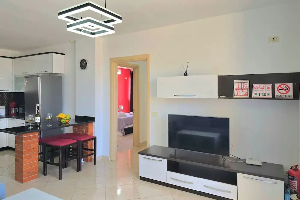 Sea View Holiday Apartment 073