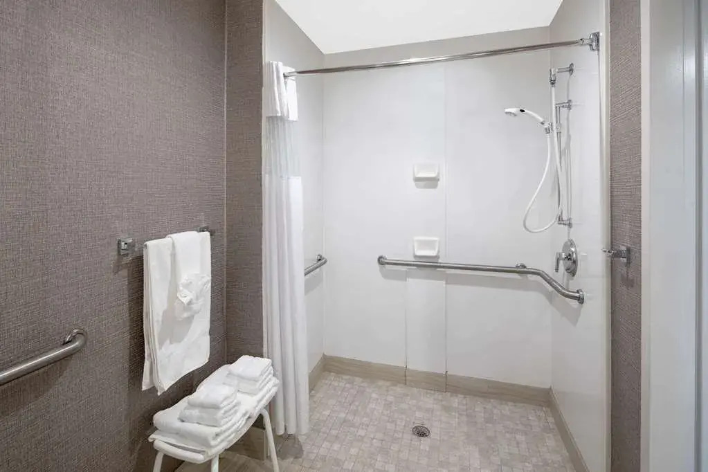 Wingate by Wyndham Greenville Airport