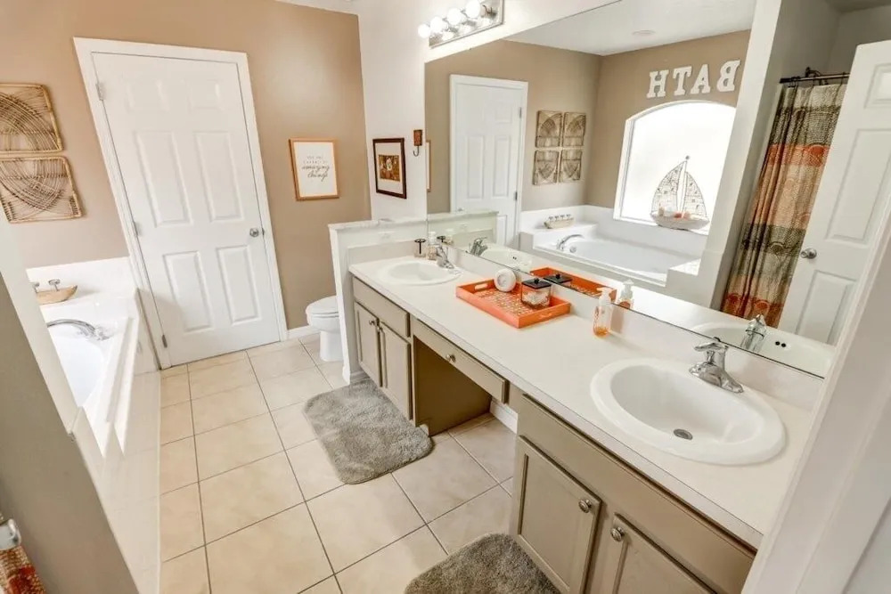 Beautiful Pool Area Gated Community! 4 Bedroom Home