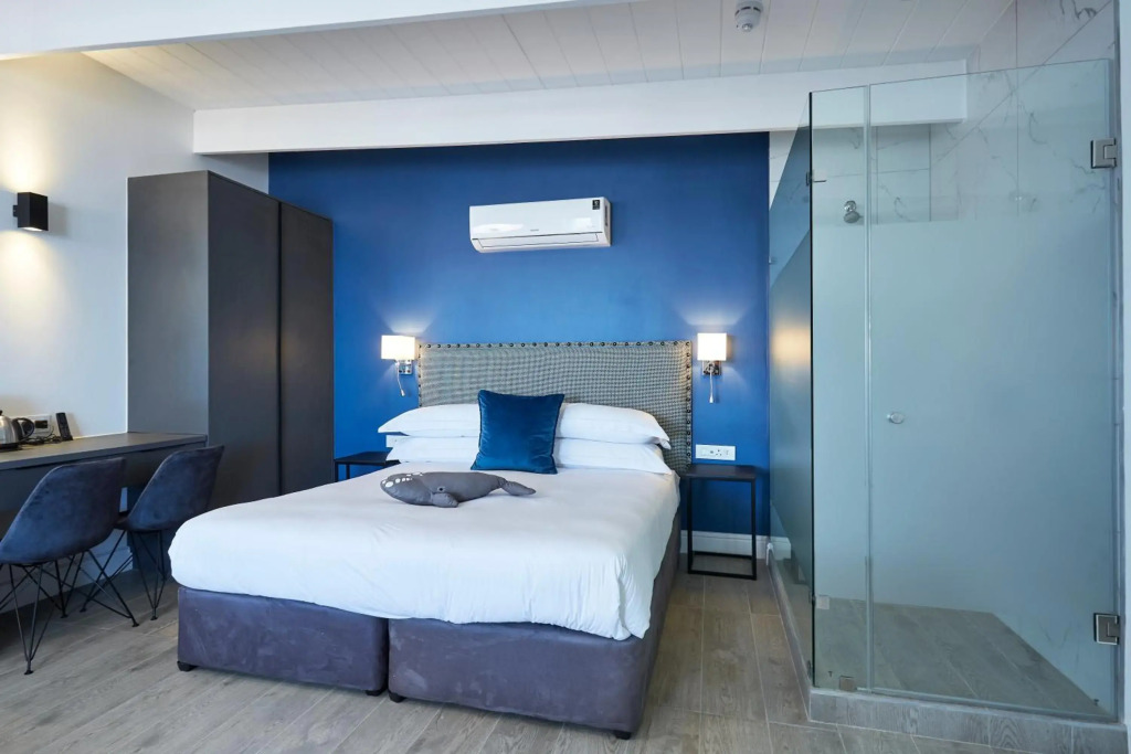 One Marine Drive Boutique Hotel & Spa by The Living Journey Collection