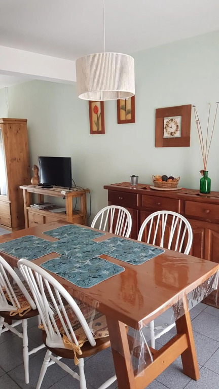 Dúplex con garage, patio y parrilla