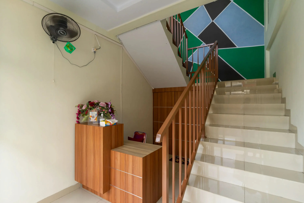 RedDoorz Syariah near Titi Bobrok Medan