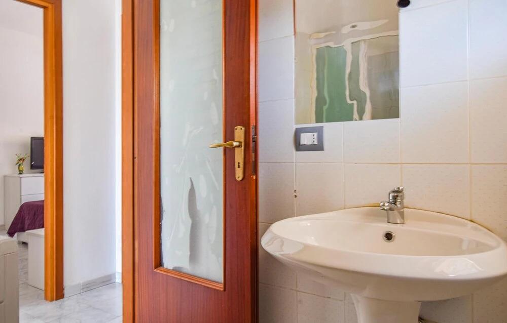 Beautiful Apartment in Tortora With 2 Bedrooms and Wifi