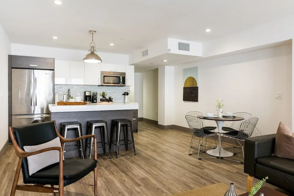 Abode Los Angeles - Downtown South Park