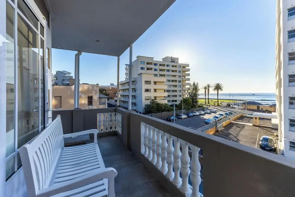 Sea Point View 3bed Apartment Cornerstone Place