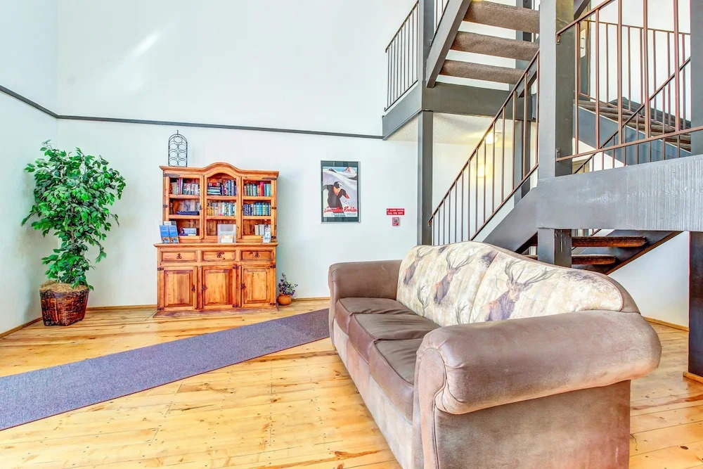 Brianwood Condos