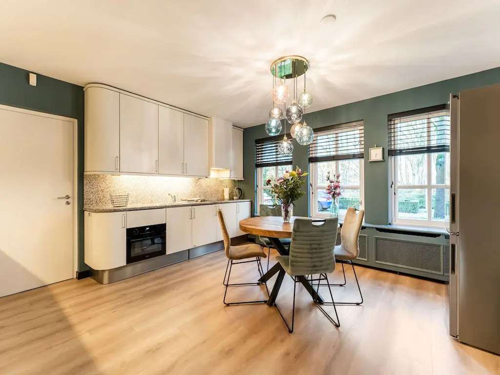 Beautiful Villa in Drunen with Private Heated Pool