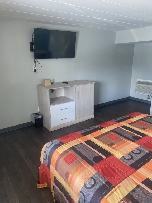 McGuires Motor Inn