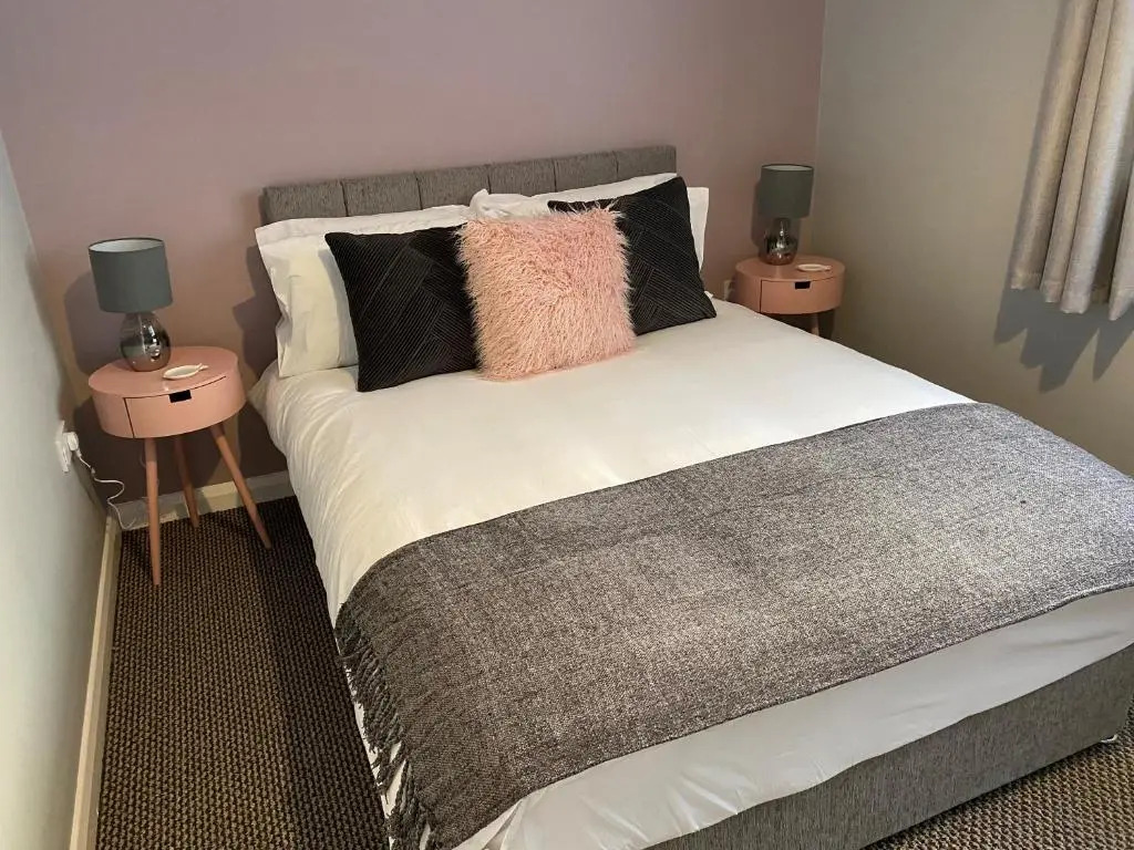 Blackpool Sleepover Apartment 2 Free Parking Sleeps 6