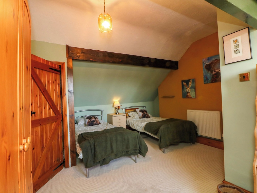 Pineapple Cottage