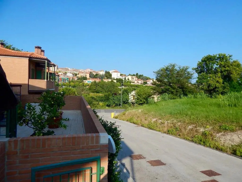 S127 - Sirolo, Nuovissimo Monolocale Con Terrazzo