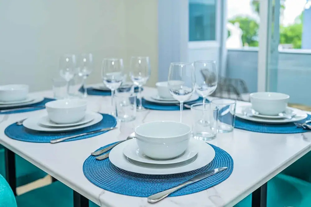 Newly Remodeled 2b2b APT Near Pasadena Old Town