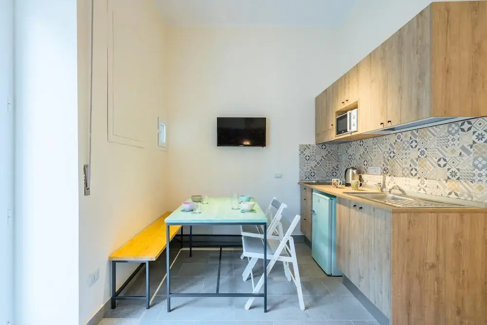 Central Station Housing - Apartment 2 by Wonderful Italy