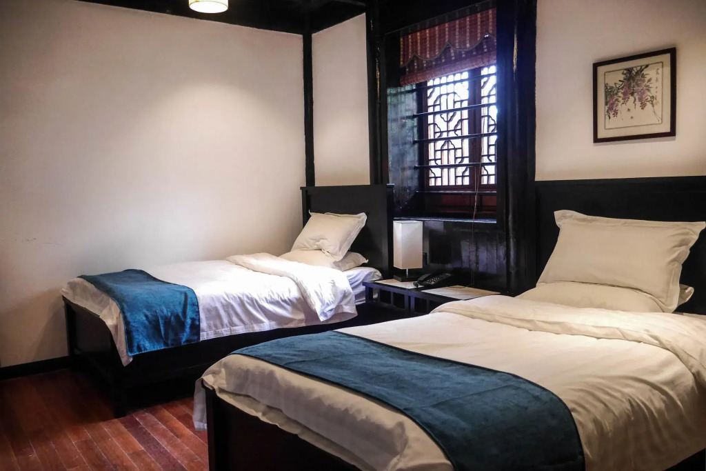 Suzhou Tianyi Tongli Branch