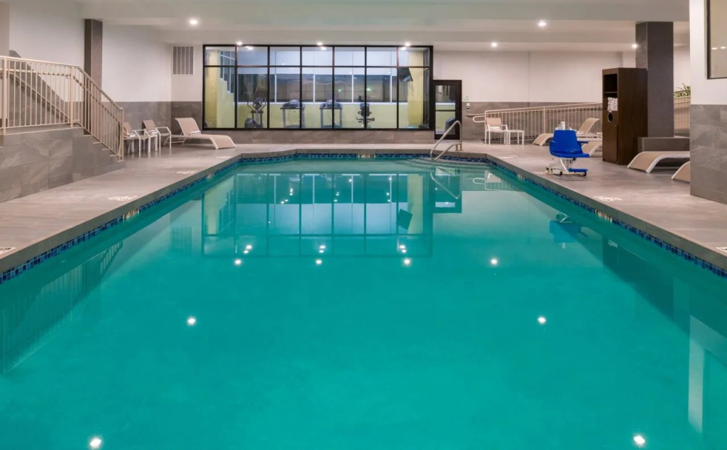 Doubletree By Hilton Concord Downtown