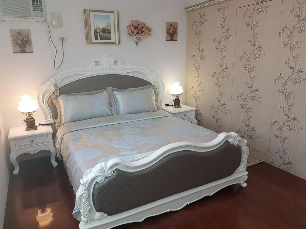 Loving Hut Paradise Island Vegan B&B