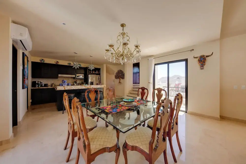 ‘Casa Verde’ in Cabo San Lucas - 3 Mi to Marina