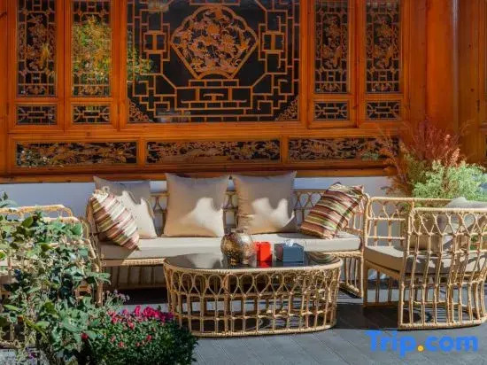 Yuanli Shuxia Homestay (Lijiang Ancient City South Gate Branch)