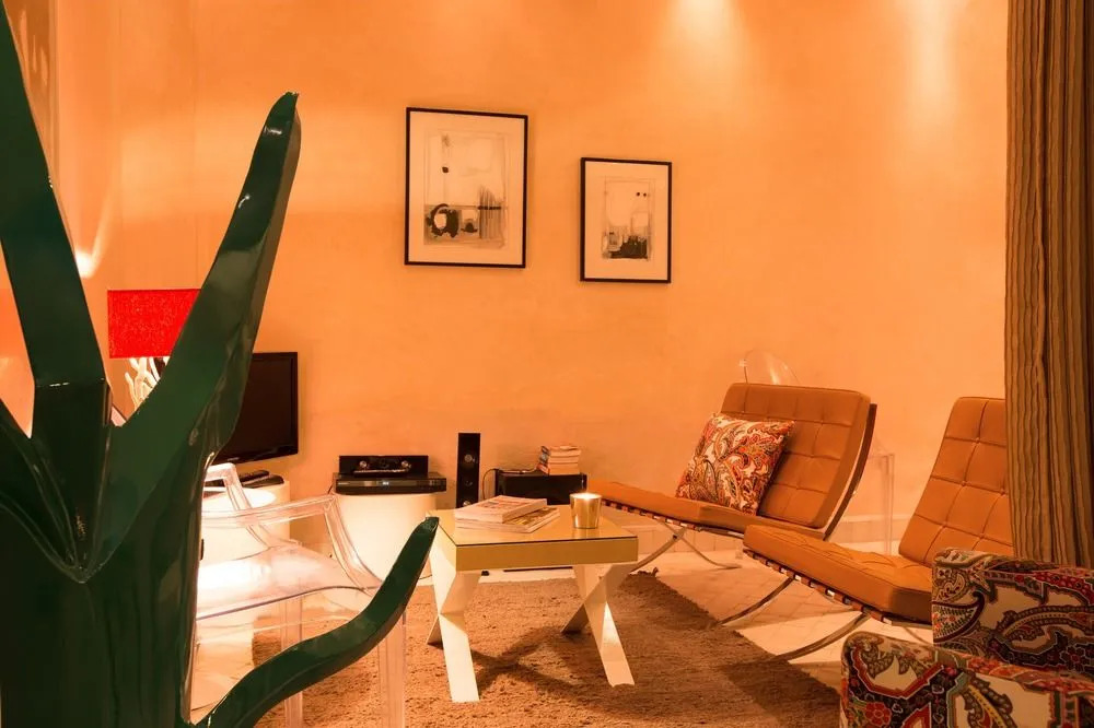 Riad Dar White