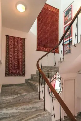 Haveli Hauz Khas