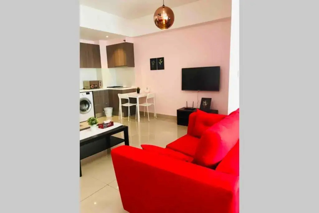 HB1512- Hyve Studio unit, Lake view, Cyberjaya, Free Wi-Fi, Free Parking, Netflix,Pool