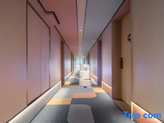 HanTing Hotel (Xinyang Luoshan Stadium)
