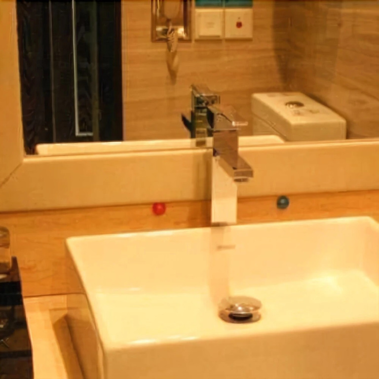 Madison Hotel Yinchuan Xinhua Gulou Tongfu