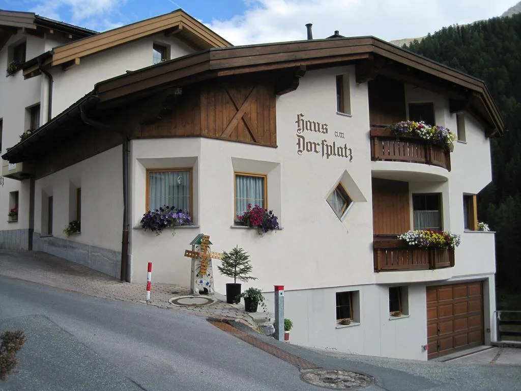 Haus am Dorfplatz