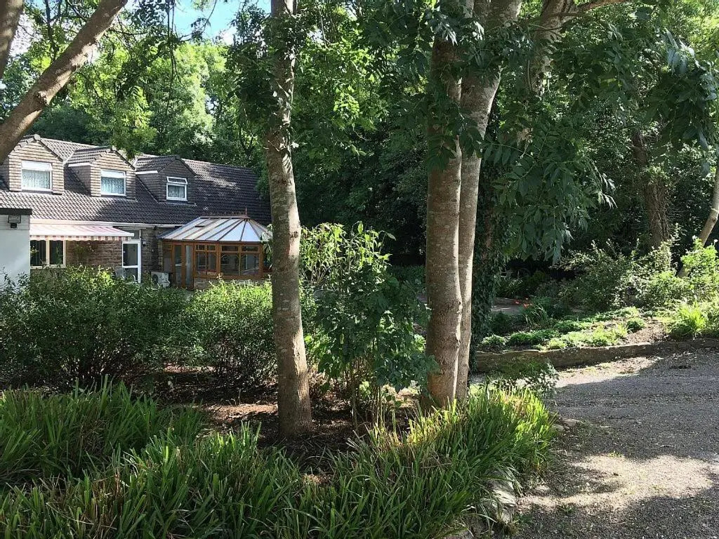 Bedrock Lodge
