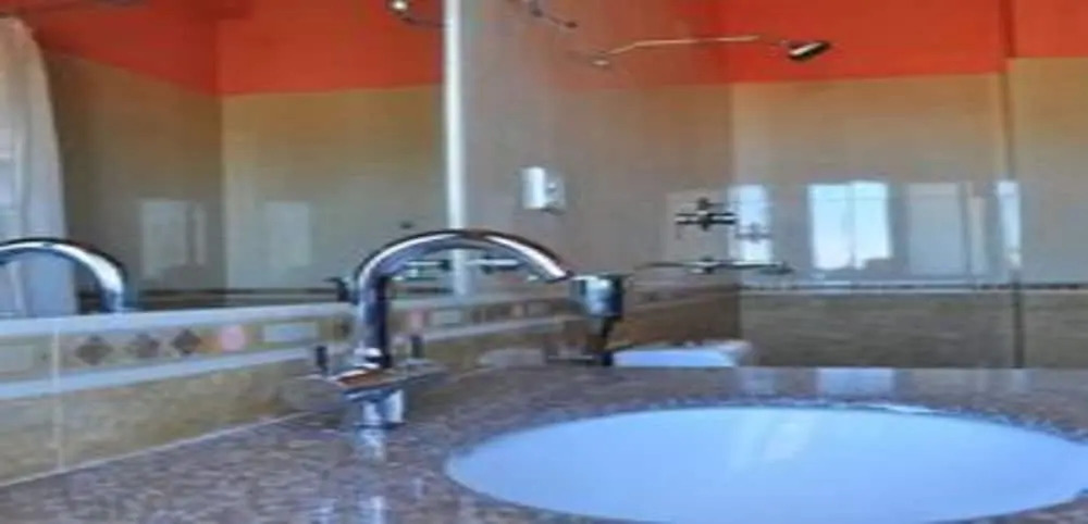 MeroStay 101 Hotel Valley View Inn