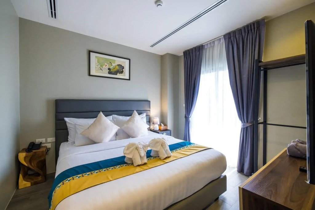 Kana Triple L Hotel Phuket普吉岛卡娜3L酒店