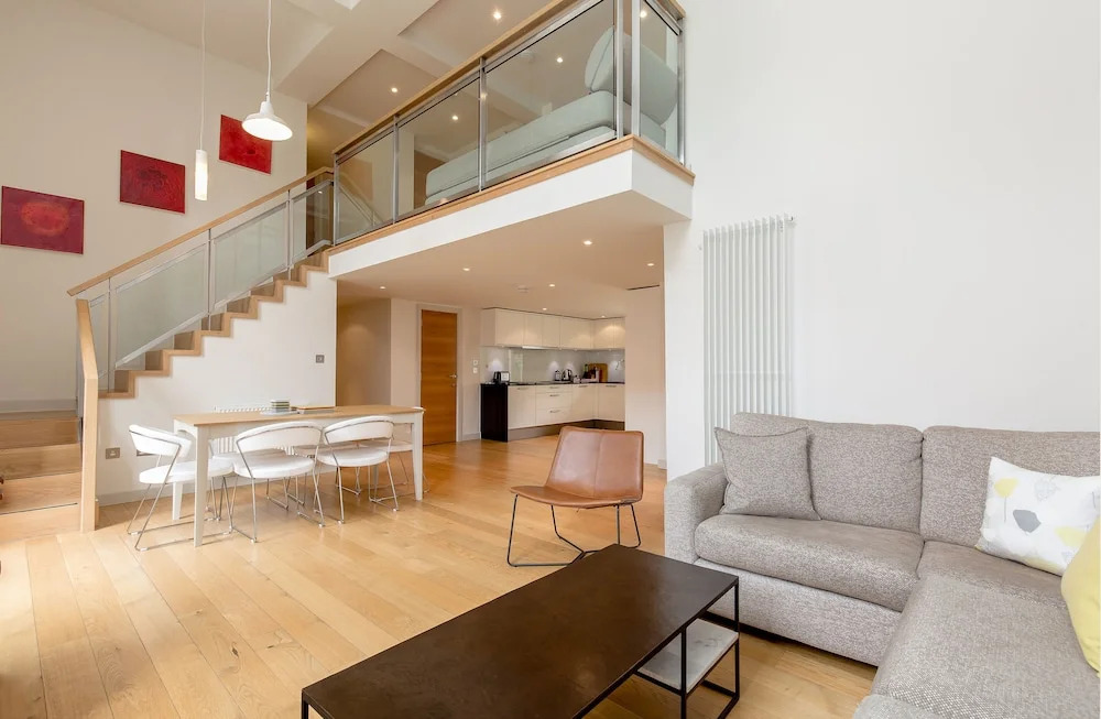 424 - Simpson's Loan Duplex Apartment