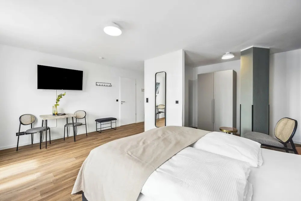 Limehome Düsseldorf Bahlenstr