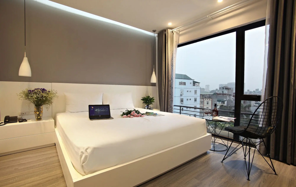 Ping Hotel