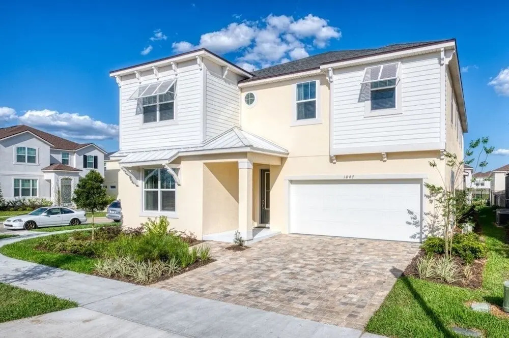 Luxury 9 Bedrooms Home With Games Room Home