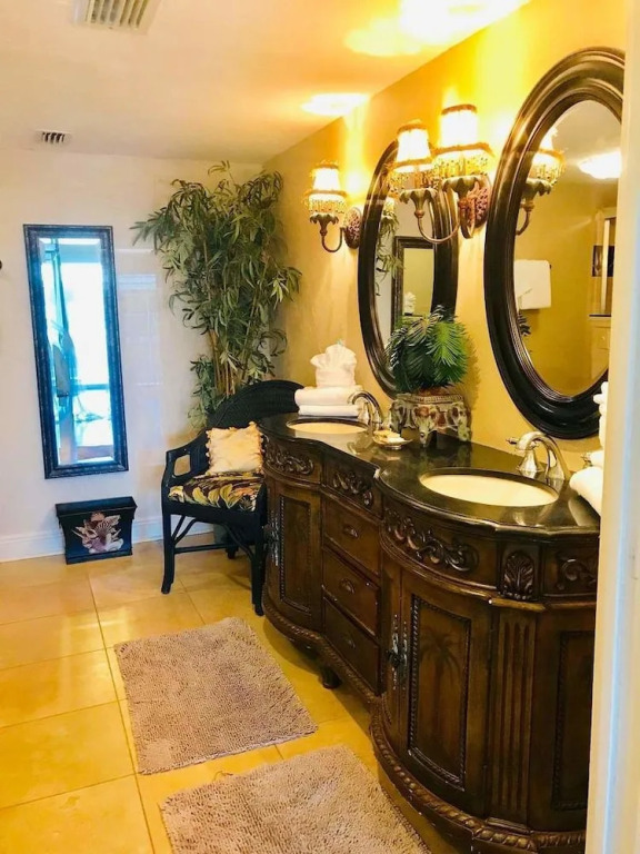Sanibel Siesta on the Beach Unit 608 2 Bedrooms 2 Bathrooms Condo