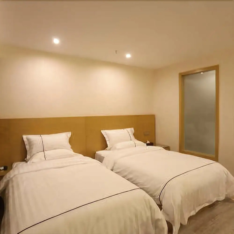 Starway Hotel